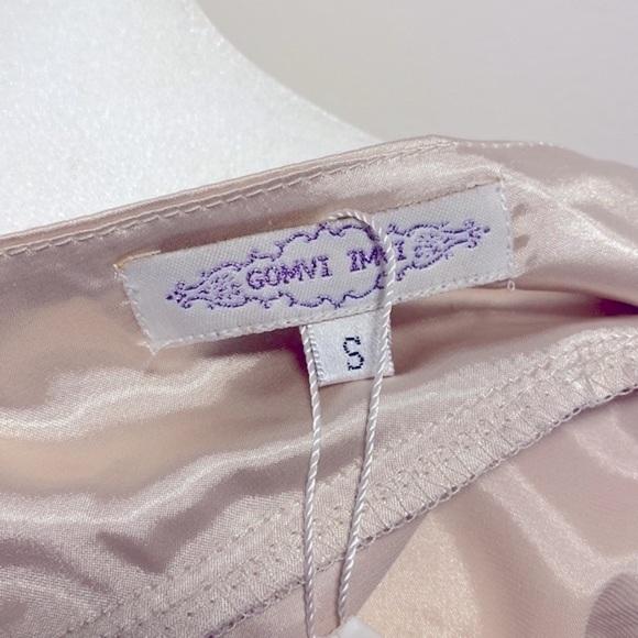 NWT Gomvi imoi bustier top - Picture 7 of 7